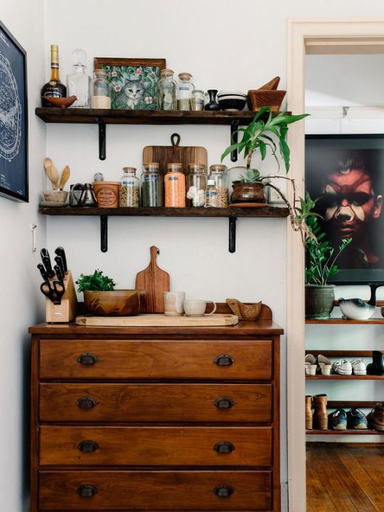 Cucina - Mensole in legno - case stile vintage